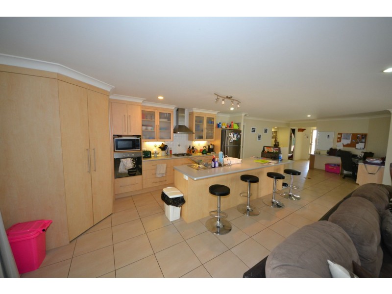 6 Mamalis Street, Gracemere QLD 4702