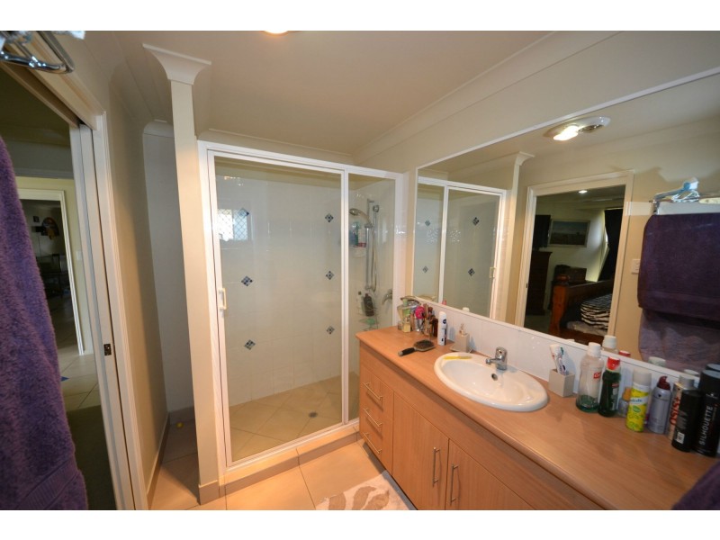 6 Mamalis Street, Gracemere QLD 4702