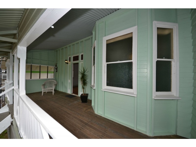 99 Nobbs Street, Berserker QLD 4701