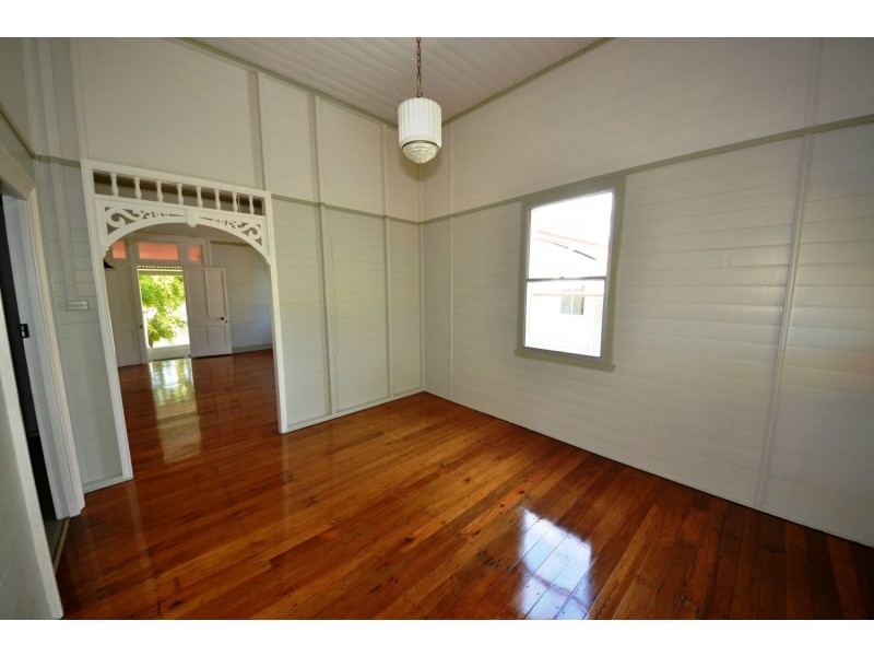 99 Nobbs Street, Berserker QLD 4701