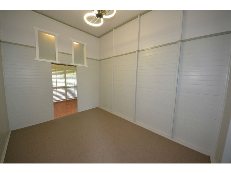 99 Nobbs Street, Berserker QLD 4701