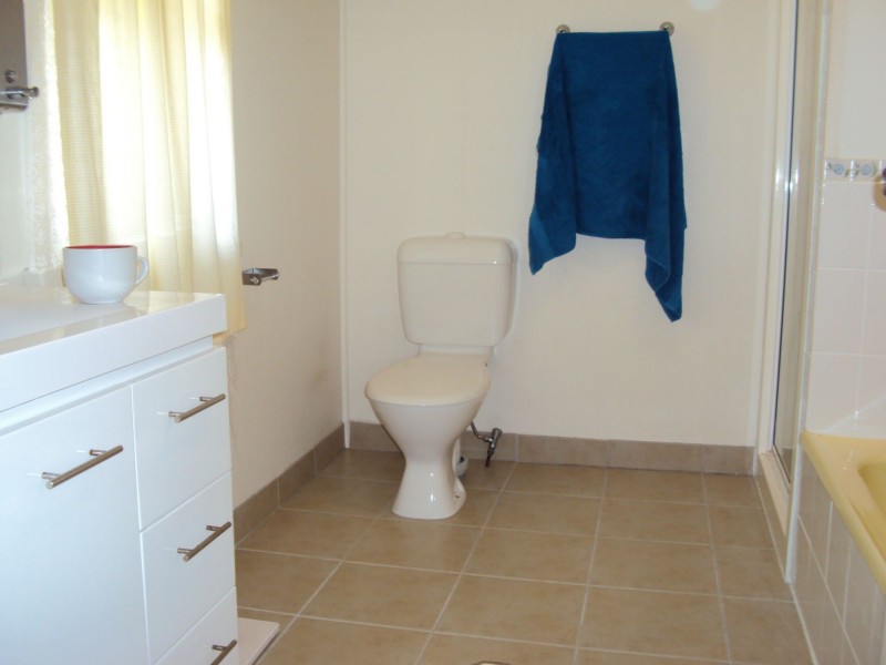 21 James Street, Mount Morgan QLD 4714