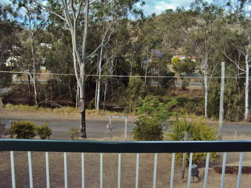 52 River Street, Mount Morgan QLD 4714
