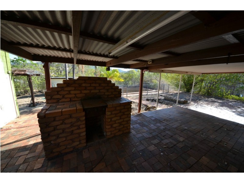542 Aremby Street, Bouldercombe QLD 4702