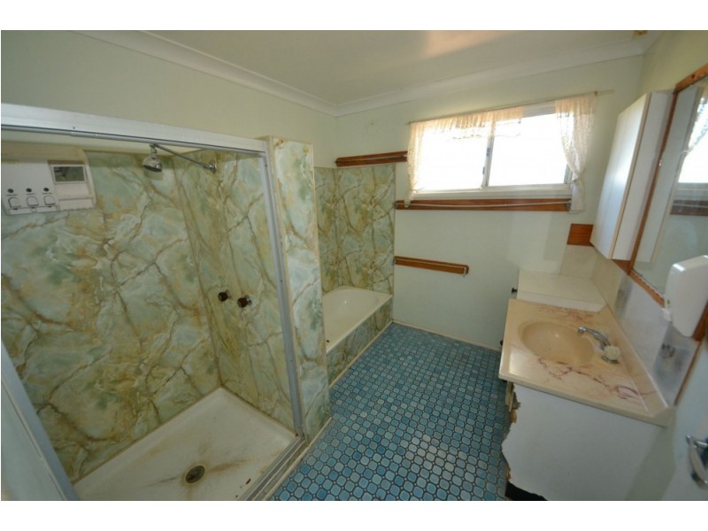 542 Aremby Street, Bouldercombe QLD 4702