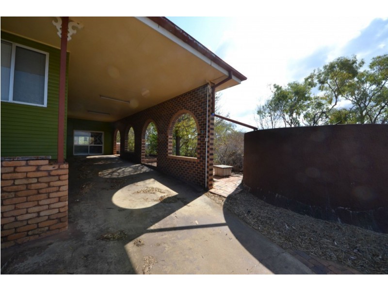542 Aremby Street, Bouldercombe QLD 4702