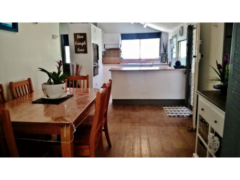 38 Coronation Drive, Mount Morgan QLD 4714