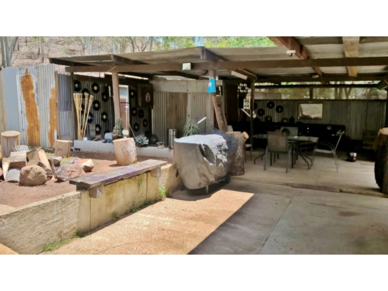 38 Coronation Drive, Mount Morgan QLD 4714