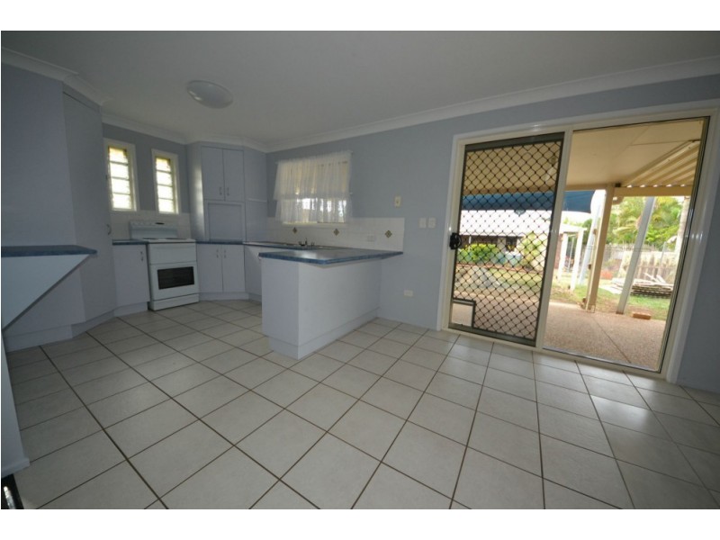 9 Buxton Drive, Gracemere QLD 4702