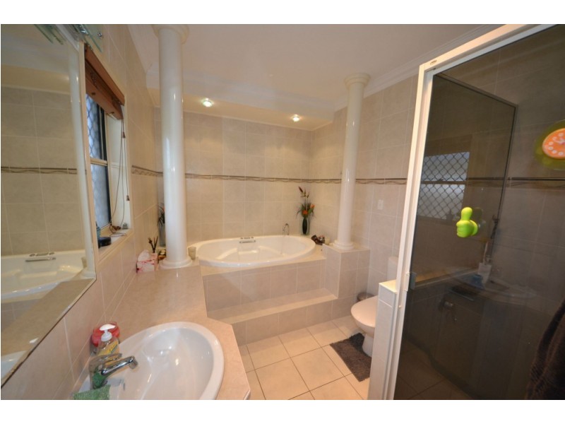 134 Foster Street, Gracemere QLD 4702