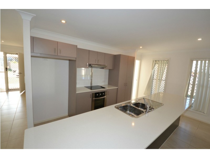 3 Premier Court, Gracemere QLD 4702