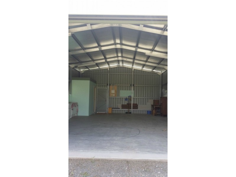 22 East Street, Mount Morgan QLD 4714
