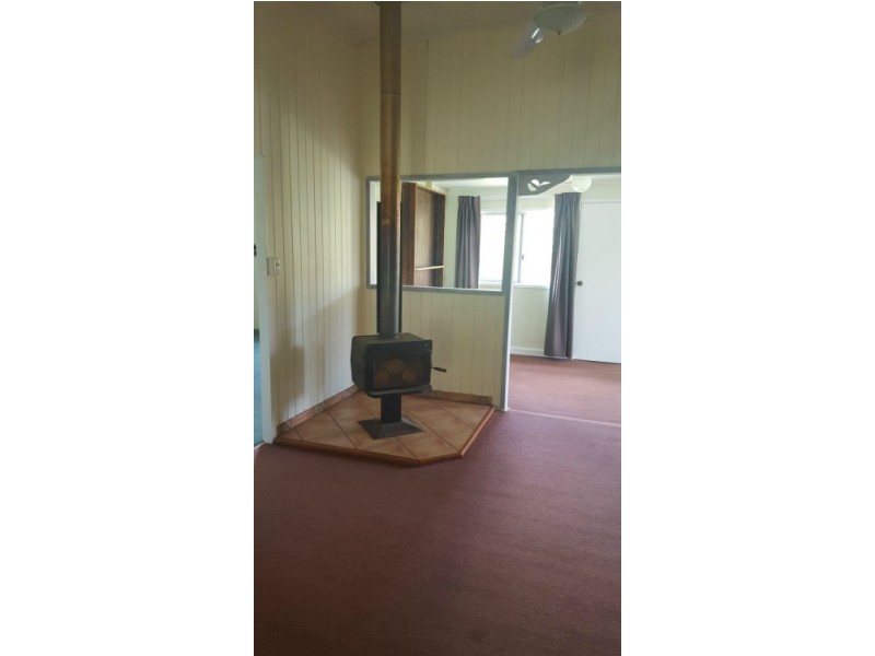 26 River Street, Mount Morgan QLD 4714