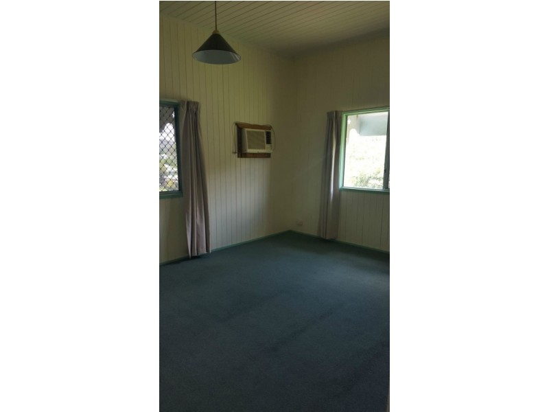 26 River Street, Mount Morgan QLD 4714