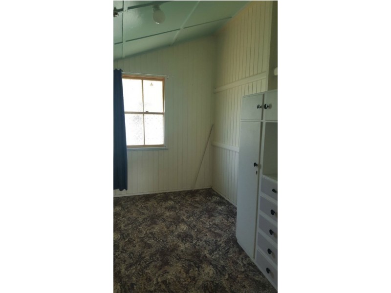 26 River Street, Mount Morgan QLD 4714