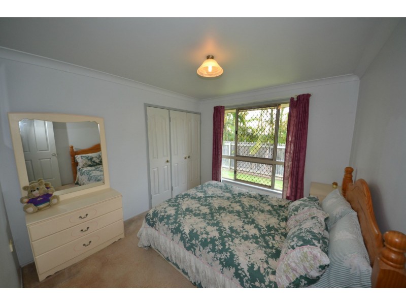 11 Blyth Avenue, Gracemere QLD 4702