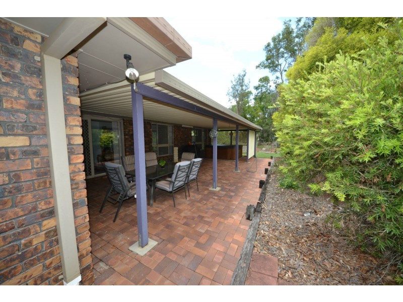 11 Blyth Avenue, Gracemere QLD 4702