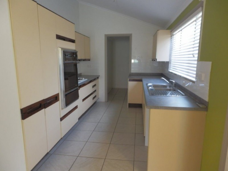 52 James Street, Mount Morgan QLD 4714