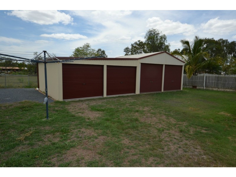 16 Deakin Close, Gracemere QLD 4702