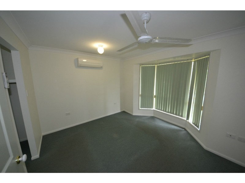 16 Deakin Close, Gracemere QLD 4702