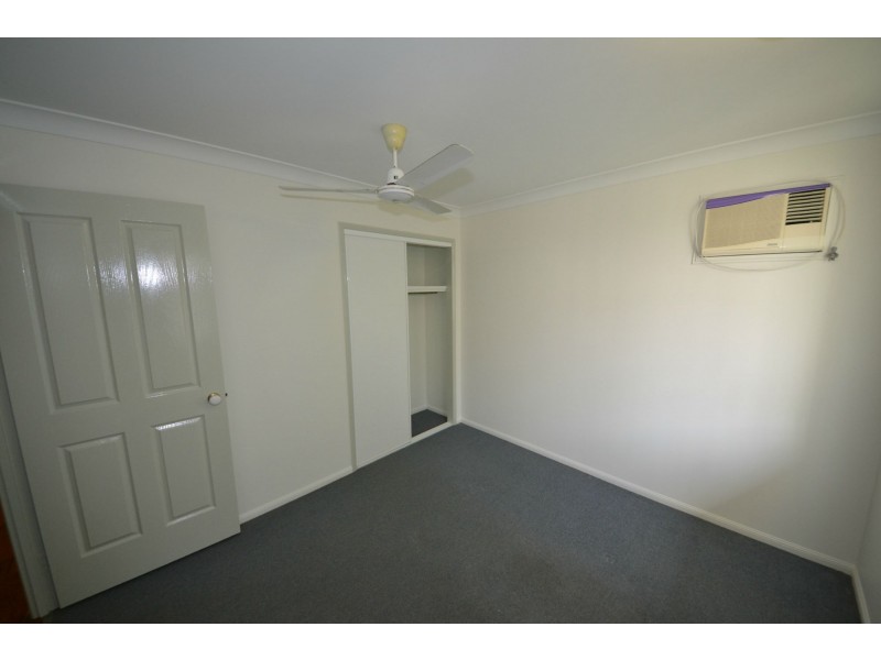 16 Deakin Close, Gracemere QLD 4702