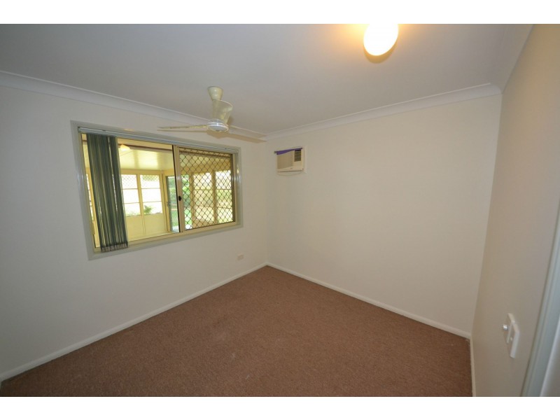 16 Deakin Close, Gracemere QLD 4702