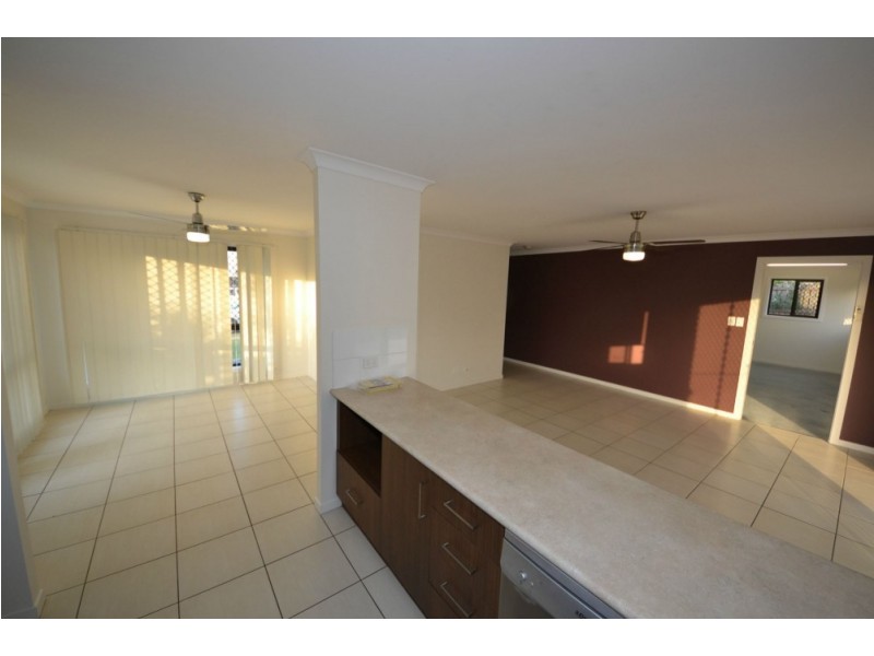 16 John Oxley Drive, Gracemere QLD 4702