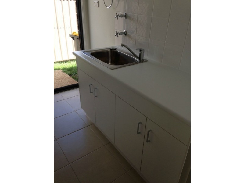 8 Belltrees Avenue, Gracemere QLD 4702