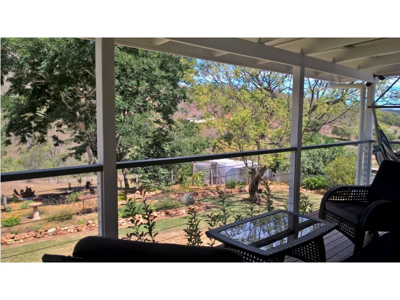169 East Street South, Mount Morgan QLD 4714