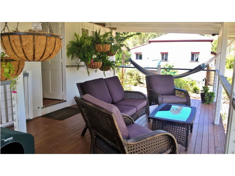 169 East Street South, Mount Morgan QLD 4714