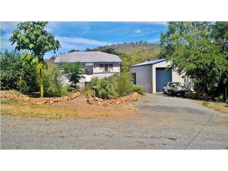 169 East Street South, Mount Morgan QLD 4714