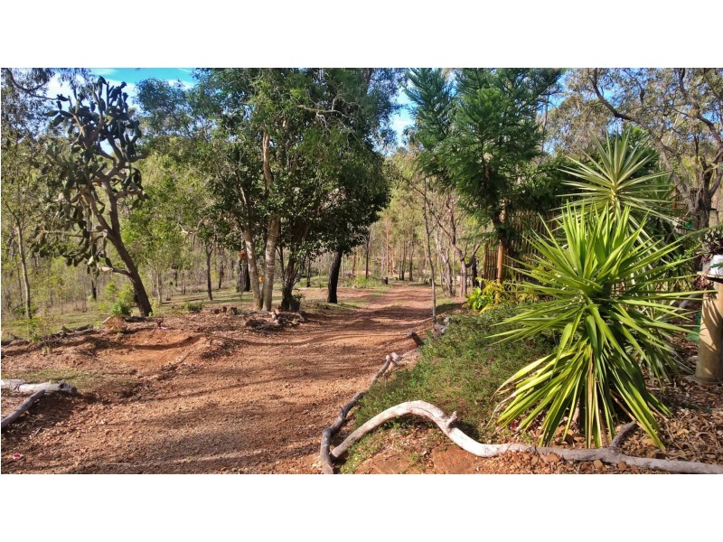 1 Corrys Lane, Moongan QLD 4714