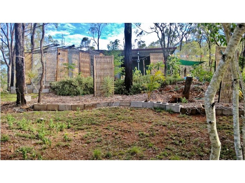1 Corrys Lane, Moongan QLD 4714