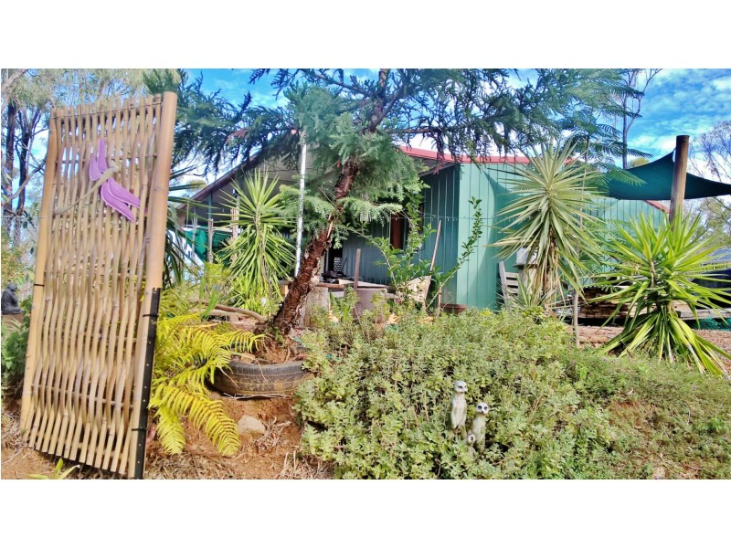 1 Corrys Lane, Moongan QLD 4714