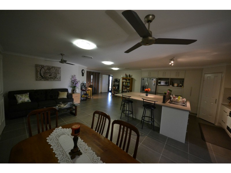 5 Flyn Close, Gracemere QLD 4702