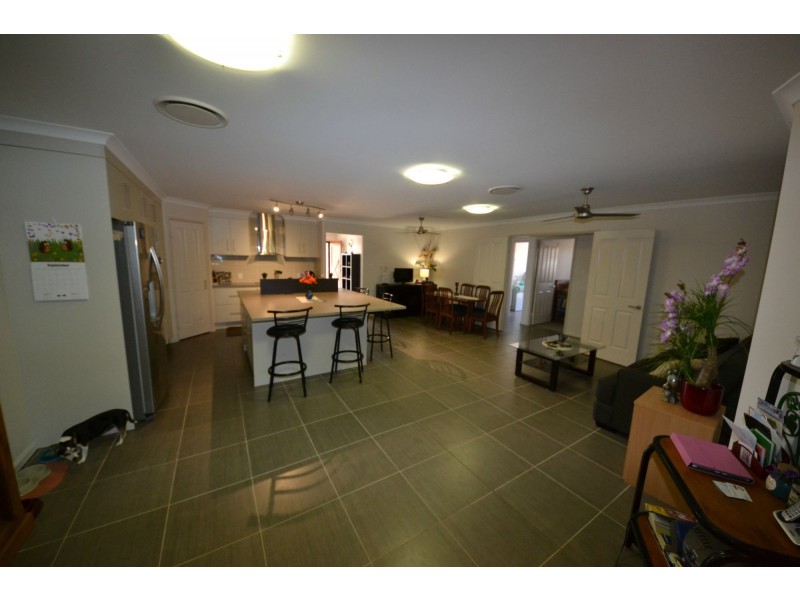 5 Flyn Close, Gracemere QLD 4702