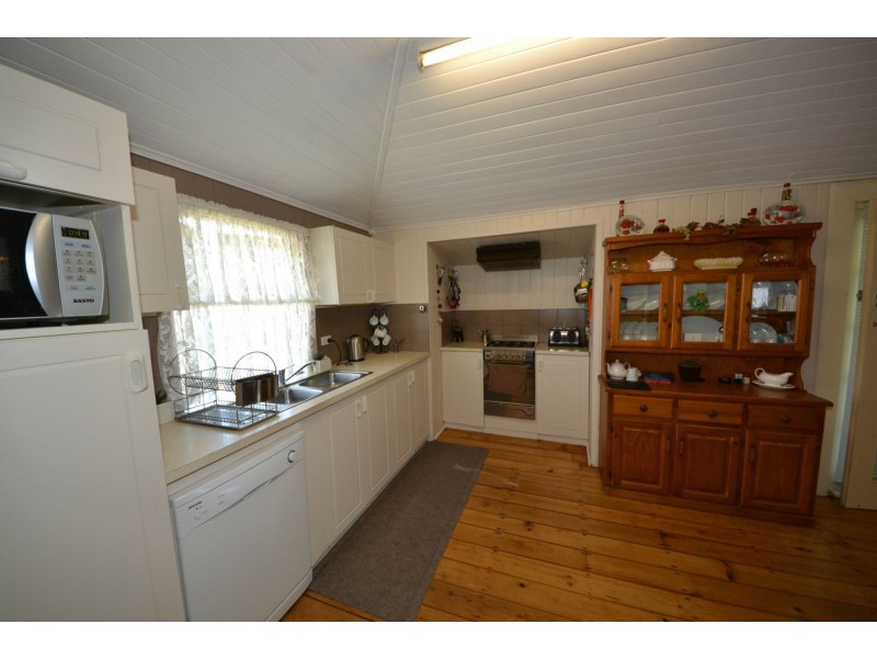 262 Ford Street, Berserker QLD 4701