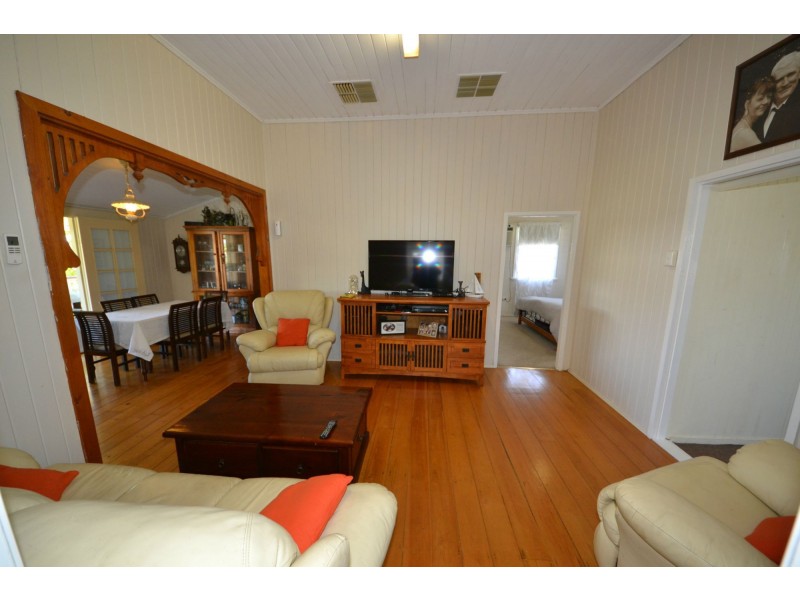 262 Ford Street, Berserker QLD 4701