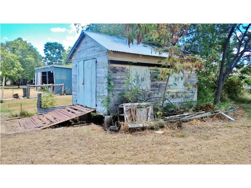 7 George Street, Wowan QLD 4702