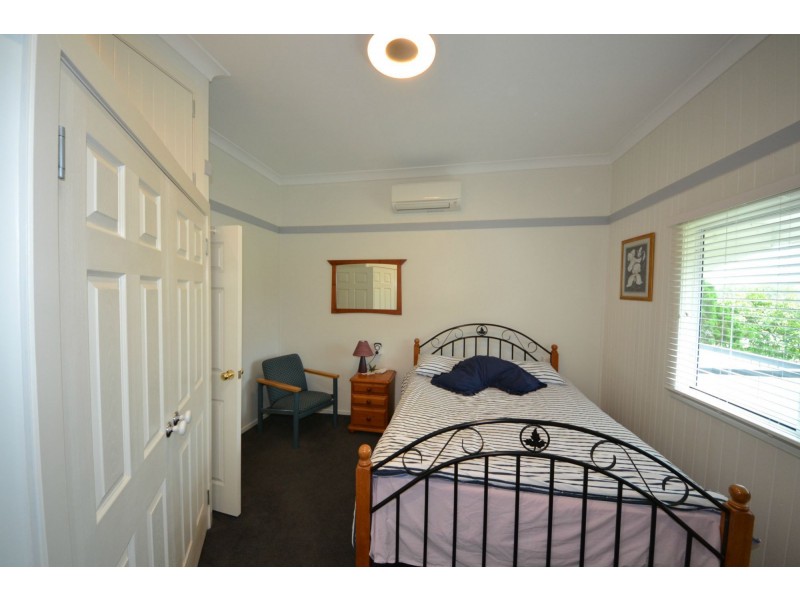 23 Coates Street, Mount Morgan QLD 4714