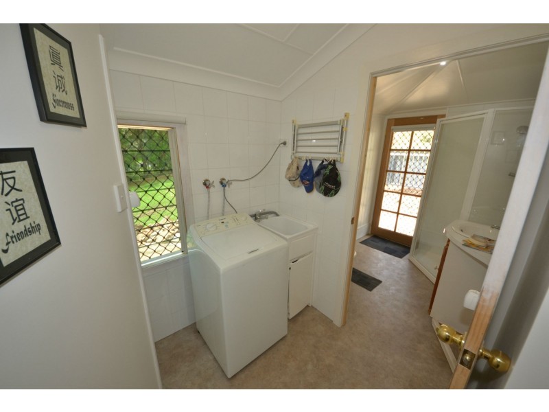 23 Coates Street, Mount Morgan QLD 4714