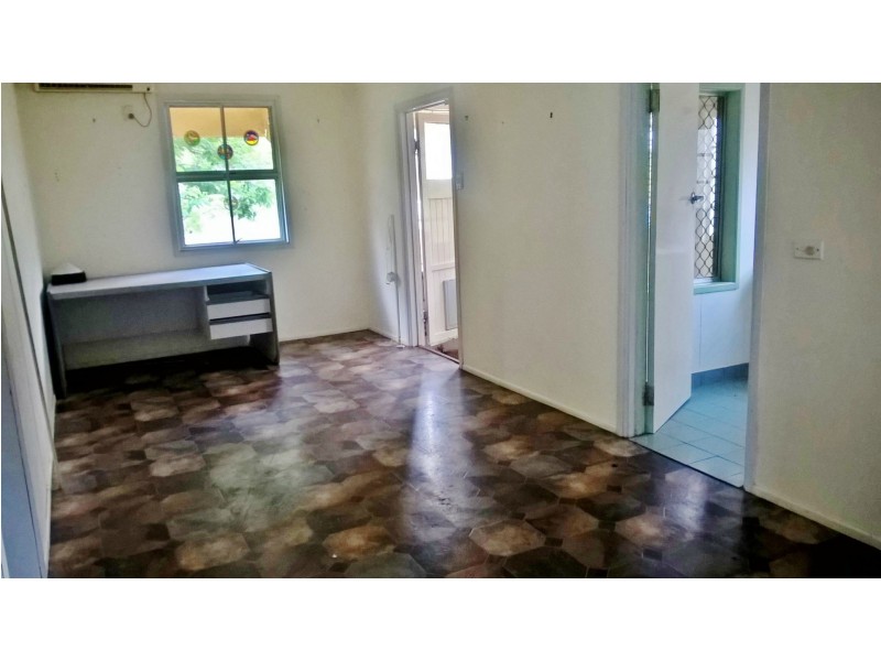 102 Gordon Lane, Mount Morgan QLD 4714