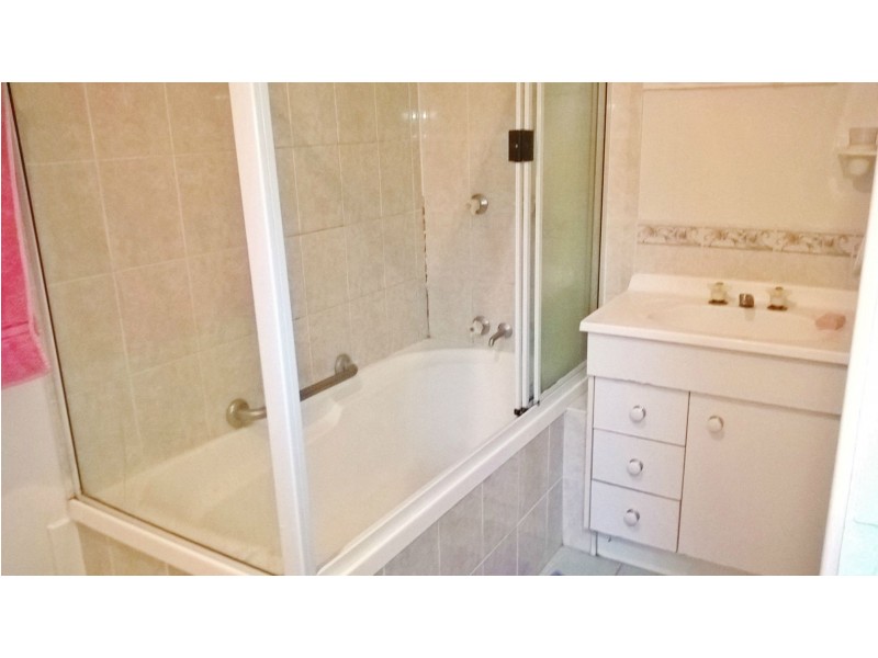 26 Glen Gordon Street, Mount Morgan QLD 4714