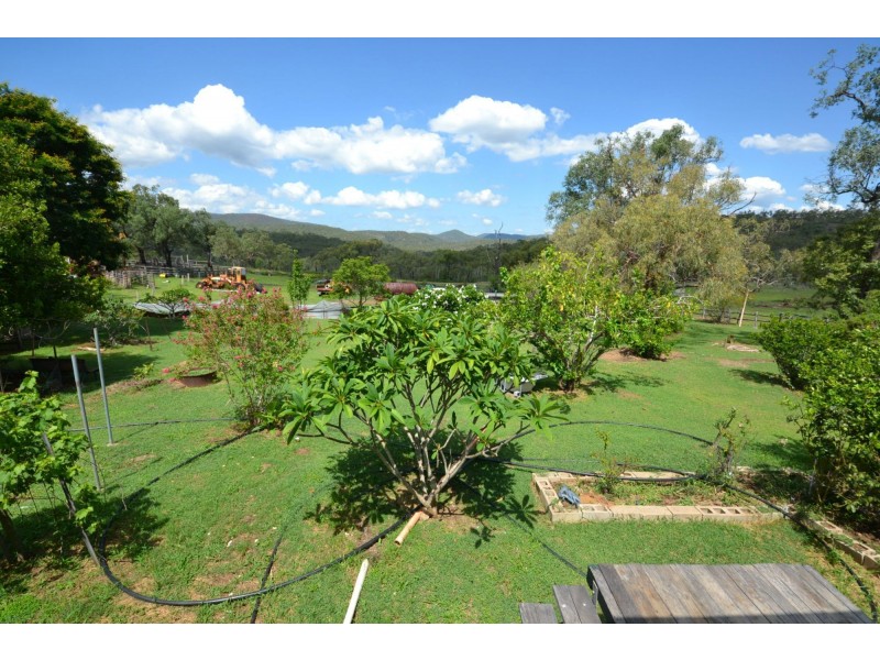 890 Boulder Road, Boulder Creek QLD 4714