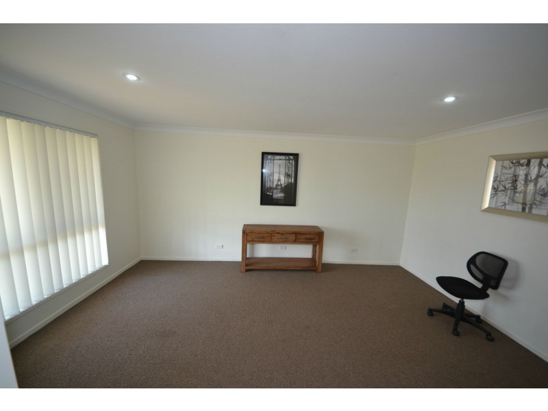 23 Tawarra Crescent, Gracemere QLD 4702