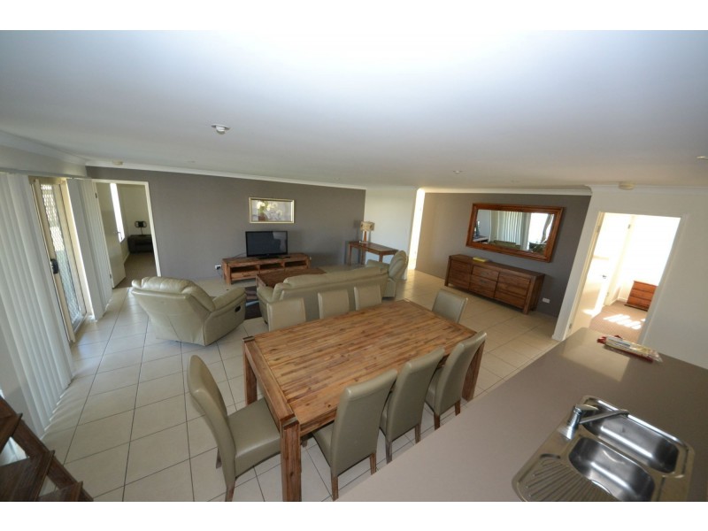 23 Tawarra Crescent, Gracemere QLD 4702