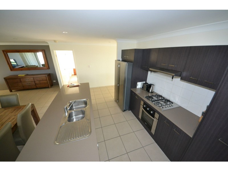 23 Tawarra Crescent, Gracemere QLD 4702