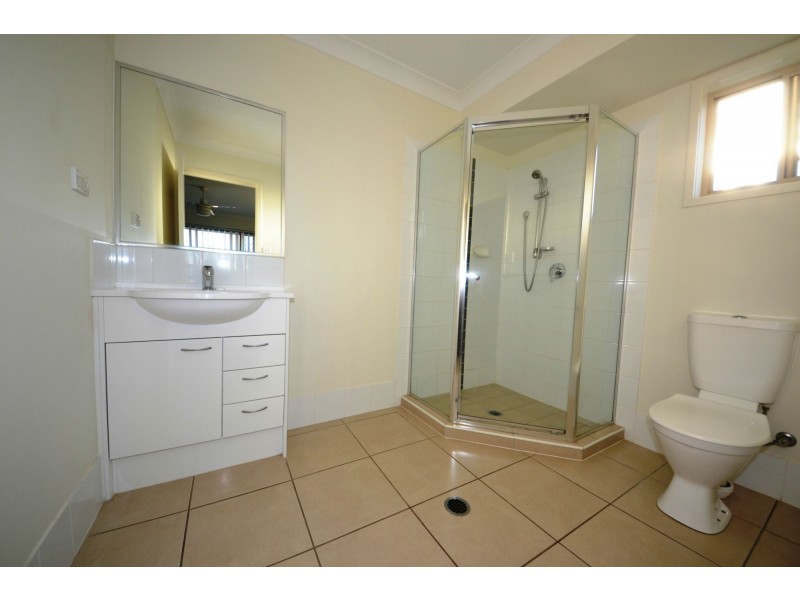 23 Tawarra Crescent, Gracemere QLD 4702