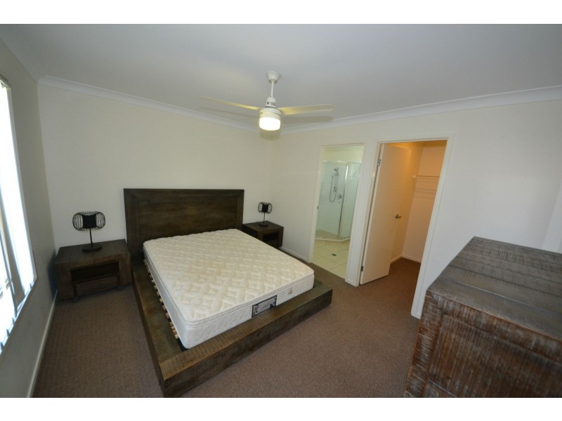 23 Tawarra Crescent, Gracemere QLD 4702