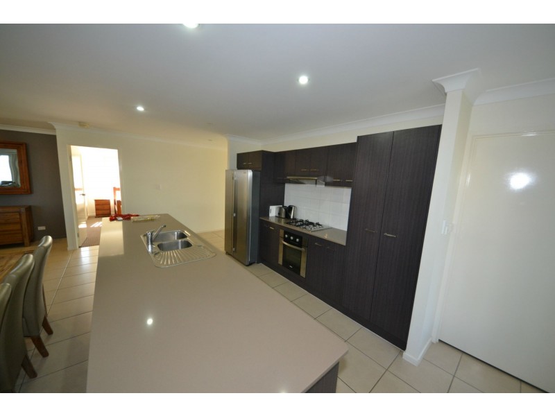 23 Tawarra Crescent, Gracemere QLD 4702